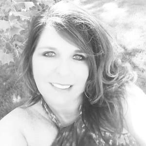 Meet your Posher, Lena